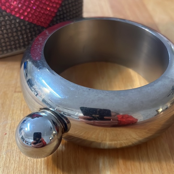 Bundle of two flasks - Picture 5 of 5